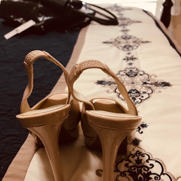 Shoes - Picture 2 of 4